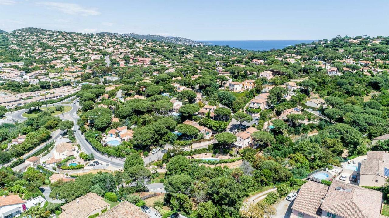 Madame Vacances Les Restanques Du Carre Beauchene Sainte-Maxime Zewnętrze zdjęcie